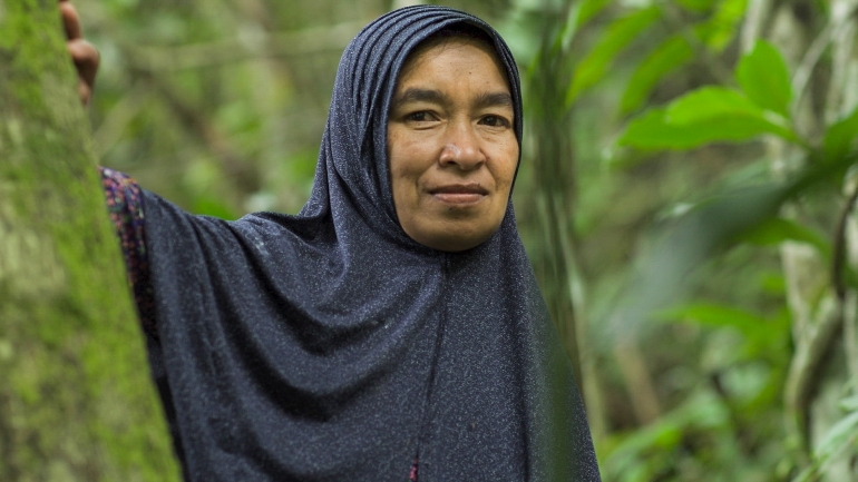 Ibu Yusdarita, seorang aktifis perempuan dan lingkungan hidup di Kabupaten Bener Meriah, Provinsi Aceh yang menjadi salah satu peserta pelatihan pararegal. Foto oleh Relevant Films