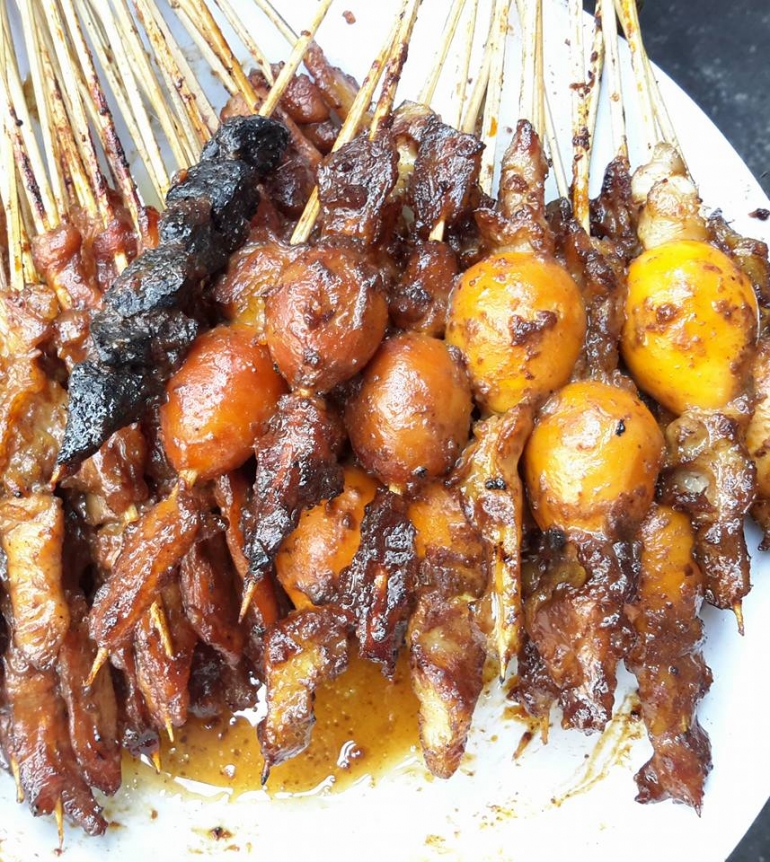 sate ayam Sosrowijayan (dok. Maria G Soemitro)