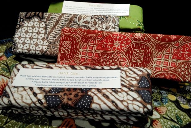 Perbedaan batik cap dan batik tulis (dokpri)