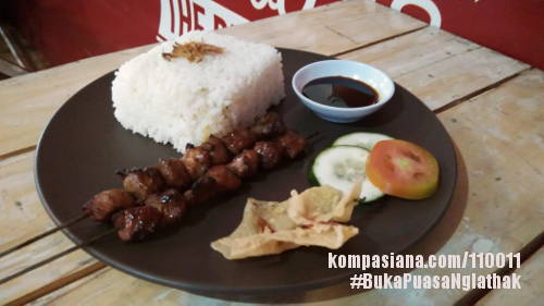 Sate klathak manis.