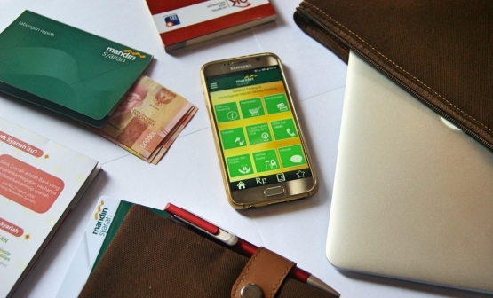 Fasilitas dan kemudahan bank syariah setara dengan bank konvensional (dok.pri).