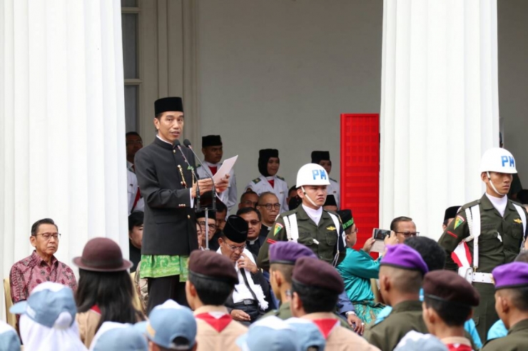Presiden Jokowi memimpin Upacara Peringatan Hari Lahir Pancasila Tahun 2017 di Gedung Pancasila Kementerian Luar Negeri, Kamis || poto: @KemensetnegRI
