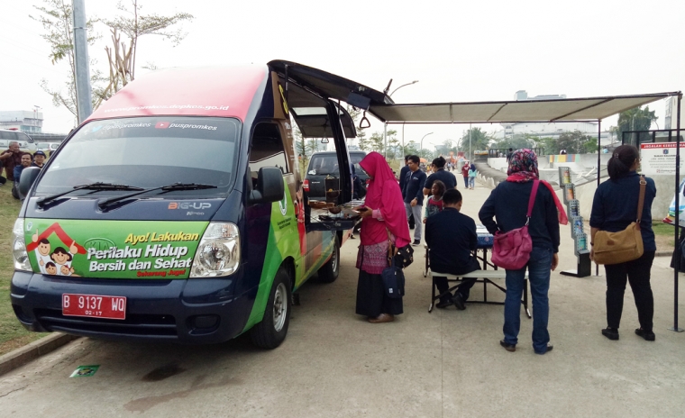 Deskripsi : Mobil edukasi & Informasi kesehatan I Sumber Foto : Andri M