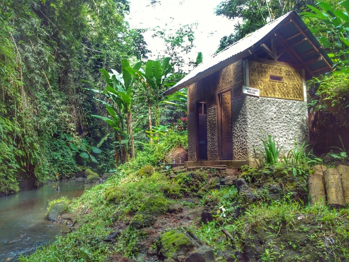 Air Terjun Tibumana Cocok buat Petualang Pemula oleh Air Terjun Tibumana Cocok buat Petualang Pemula oleh