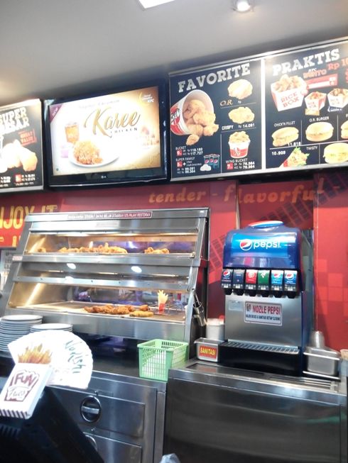 Ada banyak pilihan menu di KFC Depok Mall /D'Mall (dokpri)