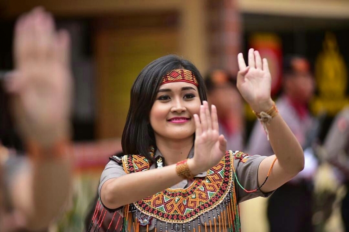 5 Potret Wanita Toraja yang Bikin Mata Terbelalak oleh 5 Potret Wanita Toraja yang Bikin Mata Terbelalak oleh