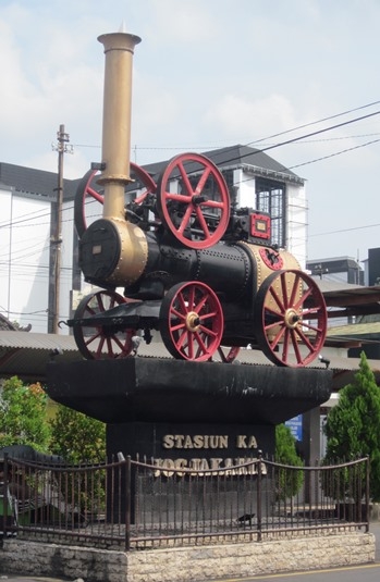Perjalanan dengan kereta api semakin nyaman (foto: Ko In)