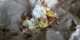 Nasi sela, nasi yang dicampur dengan potongan ubi. Dengan lauk pauknya (Dokumentasi Pribadi)