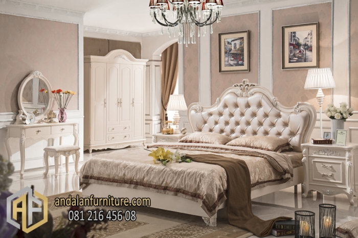 Tempat Tidur Mewah Set Kamar Ukir Klasik oleh TempatTidur Tempat Tidur Mewah Set Kamar Ukir Klasik oleh TempatTidur