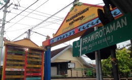 Ada banyak pilihan hotel di Kampung Wisata Prawirotaman. (sumber foto: eastasy.com)