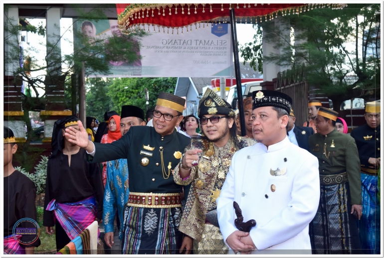 Peserta Raker ICKN tiba di Balla Lompoa Bantaeng, disambut Raja Bantaeng ke-37 (01/07).