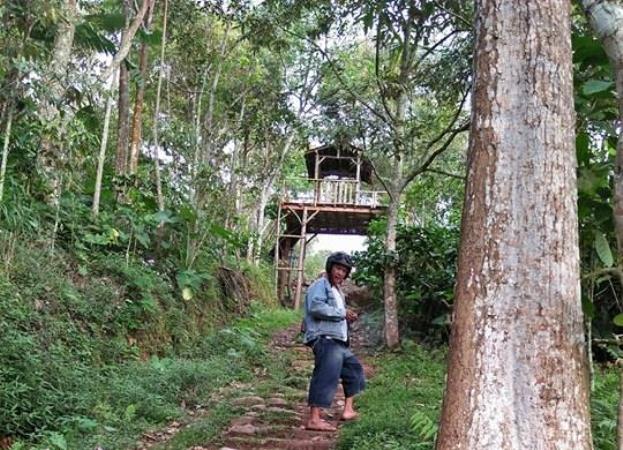 Baru 300 meter harus menghela nafas dulu (foto: dok pri)
