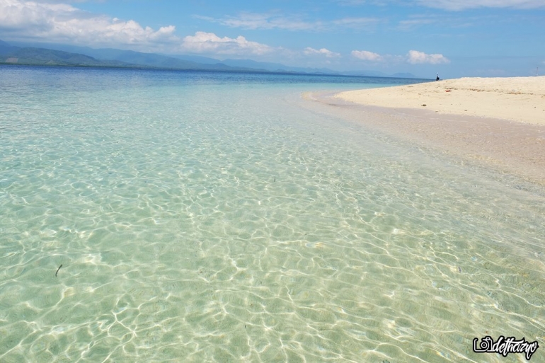 saat di bibir pantai/ dethazyo