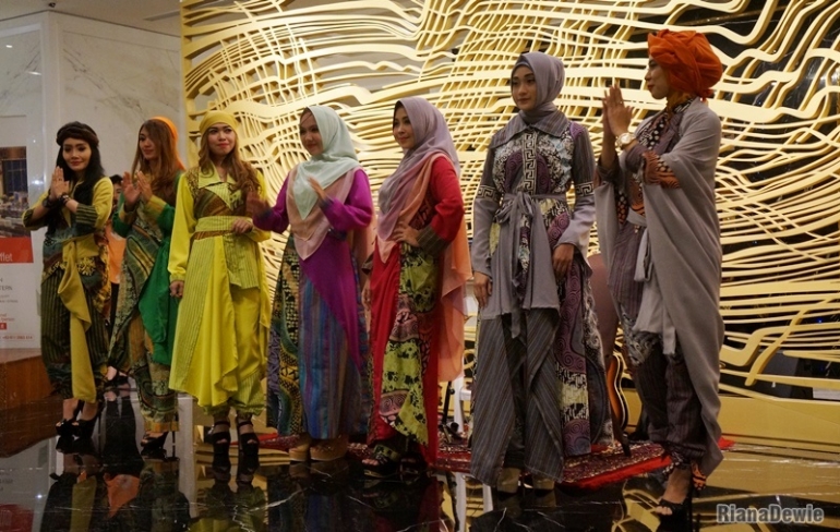 Peragaan Busana Desainer Wita Azzahra bersama Griya Batik Haryanto (Dok.Pri)