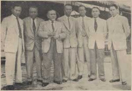 Delegasi Indonesia ke Konvensi Jenewa 1958. Mochtar Kusumaatmadja tiga dari kanan berkacamata (kredit foto Thejakartapost.com)