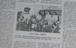 Reog Sunda Modern di Kota Bandung/Foto: Irvan Sjafari Repro Majalah Aneka 1960..
