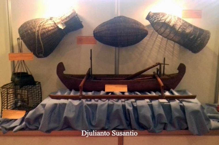 Koleksi model perahu dan alat penangkap ikan (Foto: Dokpri)