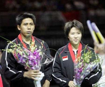 Hasil gambar untuk nova widianto dan liliyana natsir di kejuaraan amerika 2005