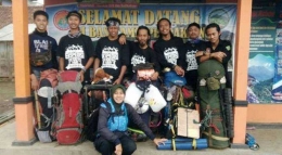 Tim ekspedisi di base camp Thekelan (foto: dok pri)
