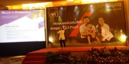 Umi Basuki dari Axa Financial Indonesia saat menjelaskan program MIP yang memberikan 3 pasti jaminan