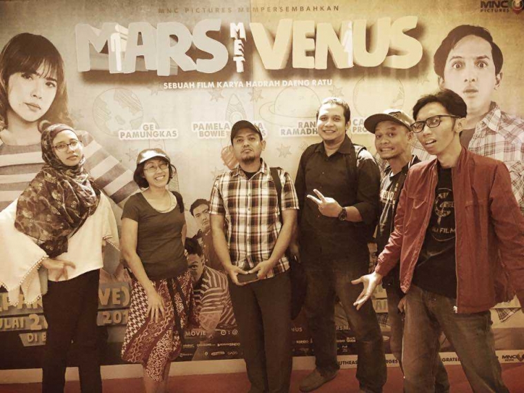 Foto bareng Gila Film