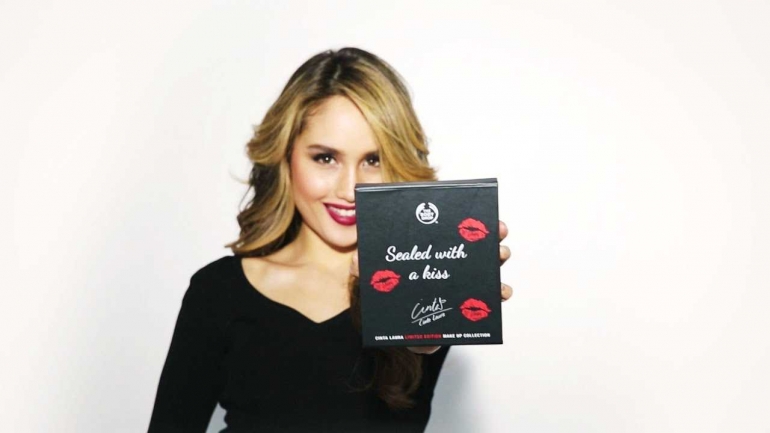 Cinta Laura juga menjadi brand ambassador untuk produk kecantikan dan kosmetik The Body Shop Indonesia. (foto sumber: akun IG @claurakiehl)