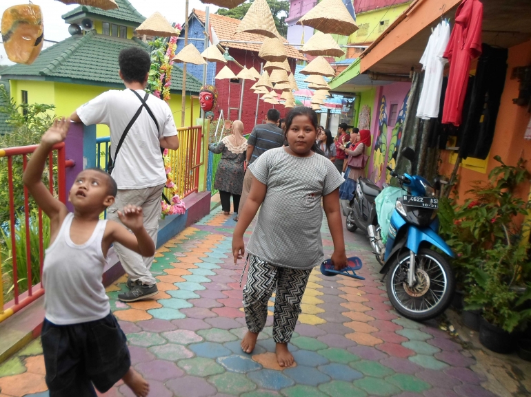 Ceria di Kampung Warna-warni. foto murdjani