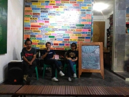 GusMuh dan Gunawan Maryanto dalam talkshow sastra anak