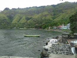 Gambar 4 :Pemandangan Danau Toba di Desa Nagori Purba