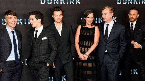 Cillian Murphy, Fionn Whitehead, Harry Styles, Produser Emma Thomson, Christopher Nolan dan Tom Hardy dalam Gala Premier Dunkirk| Foto: Warner Bros