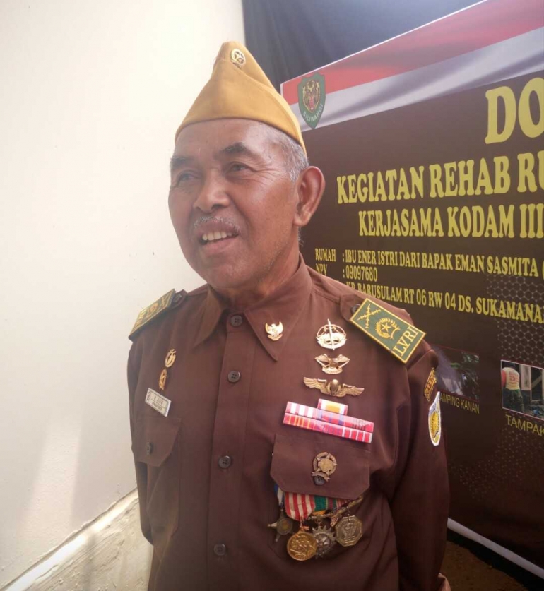 Deskripsi : Ketua Legiun Veteran Wilayah Pengalengan, Pak Acin I Sumber Foto : Andri M