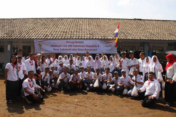 Bersama Siswa Mengenal Nusantara di Malabar