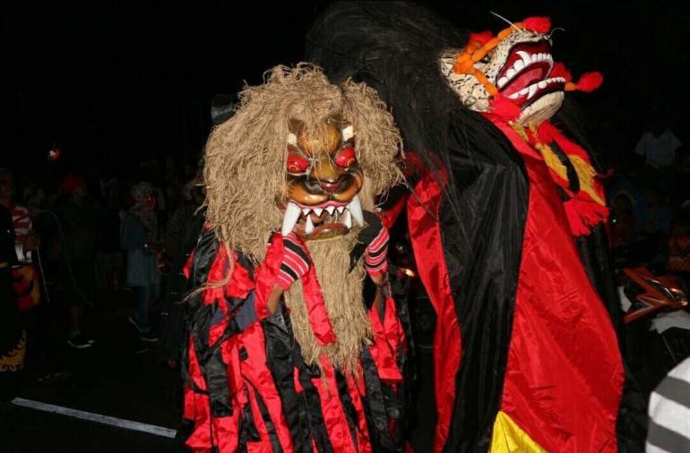 Kesenian Reog