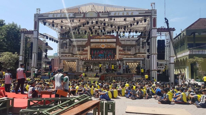 Panggung Gembira dan Drama Arena Standar Tinggi Pensi Panggung Gembira dan Drama Arena Standar Tinggi Pensi