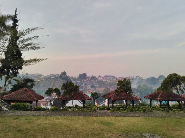 Suasana Pagi di Pengalengan (Foto Ali)