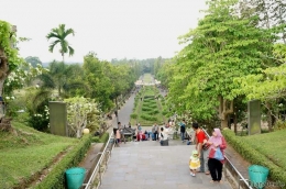 Pengelolaan Taman oleh PT. Taman Wisata Candi Borobudur (Dok.Pri)