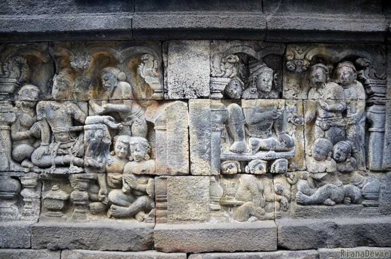 Setiap relief di batu candi selalu menyimpan cerita sejarah (Dok.Pri)
