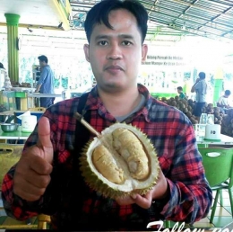 Mas Ali Durian, Sukses Berbisnis Durian Medan (Dokumentasi Pribadi)