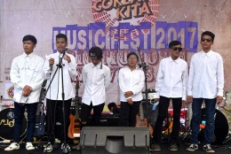 Grup Band Ska-Ruhun asal Kampung Pasir, Desa Samida Kecamatan Selaawi, Kabupaten Garut (Sumber foto: Biotic Sadulur)