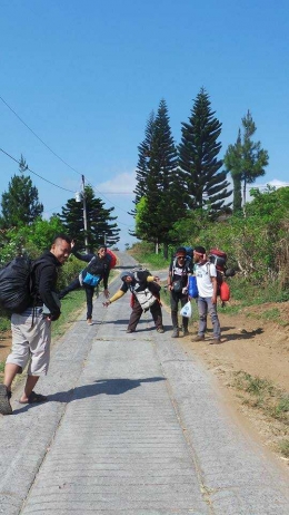Deskripsi : Daku bersama Backpacker Jakarta menjelajah Semarang & Ungaran I Sumber Foto : Andri M