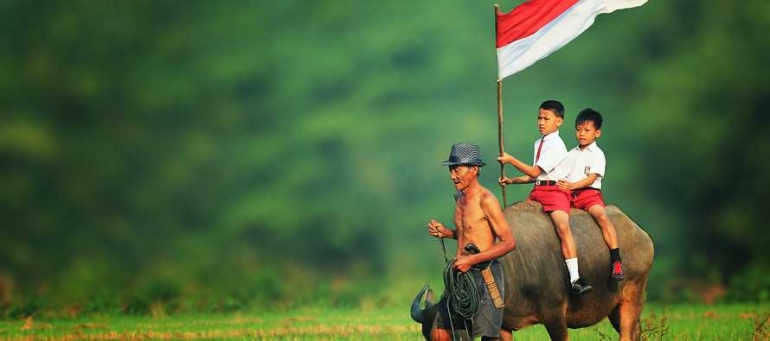 Bersyukurlah Menjadi Warga Negara Indonesia (sumber gambar: cirebonmedia.com)