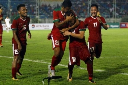 Para pemain timnas U-19 merayakan gol Egy Maulana ke gawang Myanmar pada pertandingan Piala AFF U-18 2017, Selasa (5/9/2017).(Dok. PSSI)