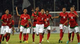(Momen kemenangan Indonesia atas Thailand di Piala AFFU19 2013/sumber foto dilansir dari sidomi.com)