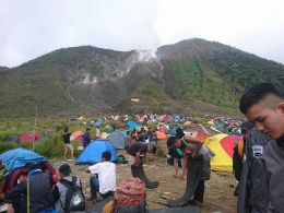 17 Agustus di camp ground Cadas gunung Talang (dokpri)