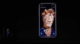 Hasil kamera depan iPhone X dipadukan teknologi sensor wajah untuk stiker. Foto: TechCrunch