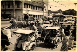 Pasar Senen 1950-an/Kredit Foto: Republika.com.