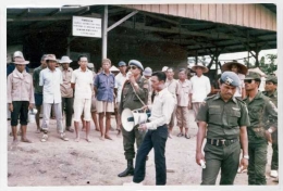 Kerja Paksa Atau Kerja Bakti Tahanan Politik Tragedi 1965 | Foto: Istimewa