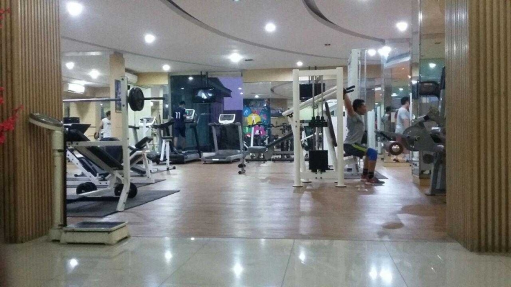 Fitness Center di Wonderland Sport Center Galuh Mas Karawang (Dokumentasi Pribadi)