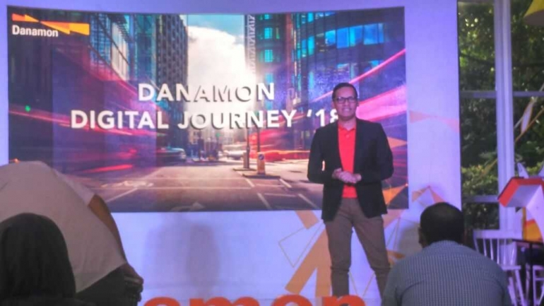 Toni Darusman, Chief Marketing Officer Bank Danamon dalam peluncuran Danamon Digital Journey di Kemang, Jakarta Selatan (26/9)