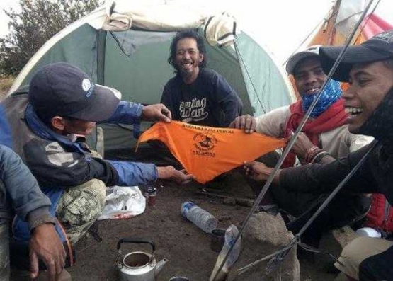 Tenda dome bantuan pembaca Kompasiana (foto: dok Raka)